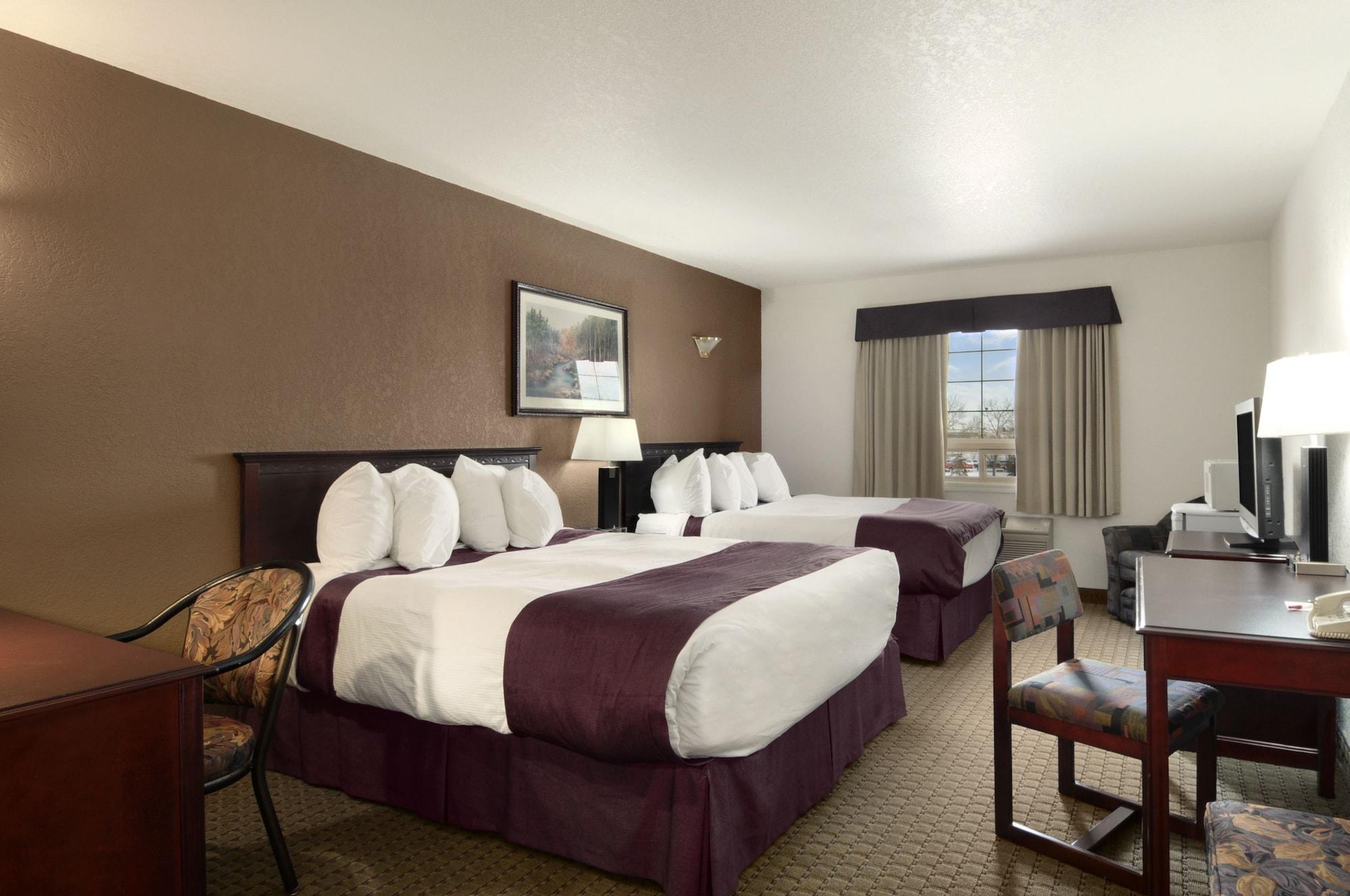 Ramada By Wyndham Red Deer Hotel & Suites Exterior photo